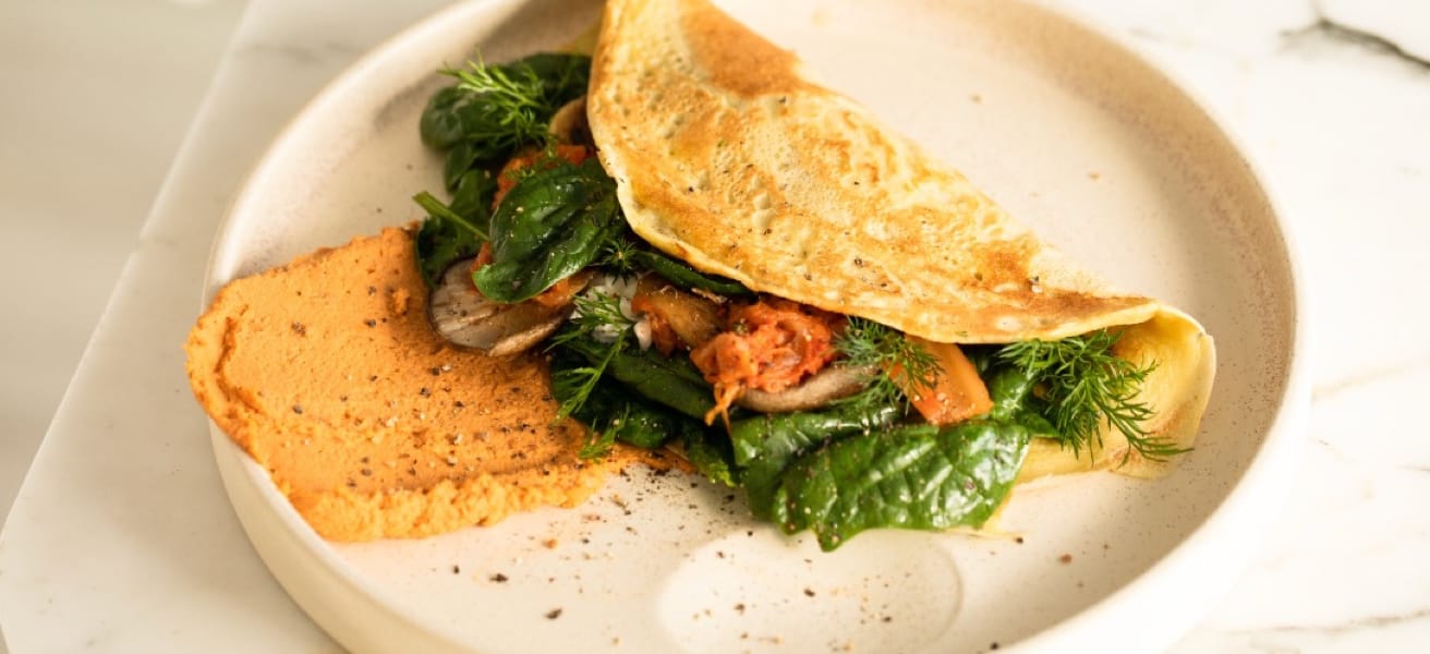 Omelette with greens